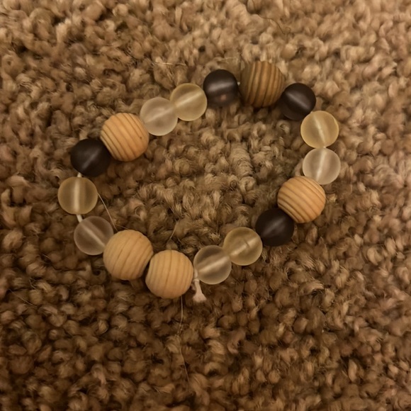 3 bracelets - Picture 2 of 4